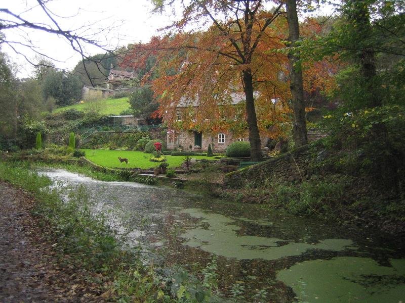 cromford_canal.jpg cromford_canal.jpg